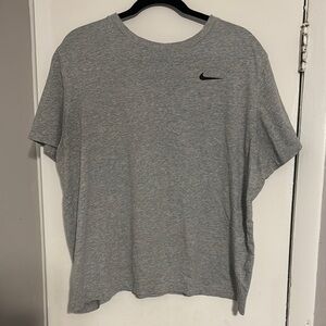 Nike Gray Short Sleeve Tee Classic Crew Neck